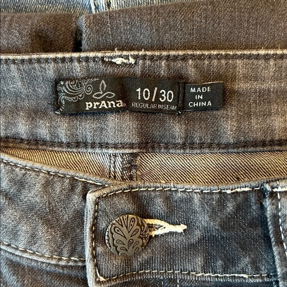Prana gray wash skinny fit jeans size 30